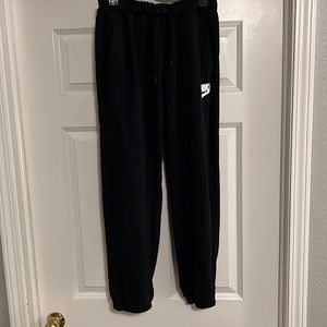 Nike Women’s Black Sweatpants - Medium